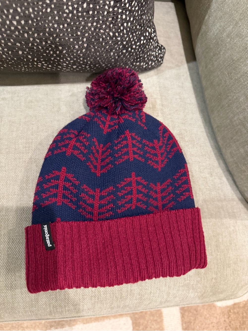 Patagonia Navy & Burgundy Patterned Pom Beanie
